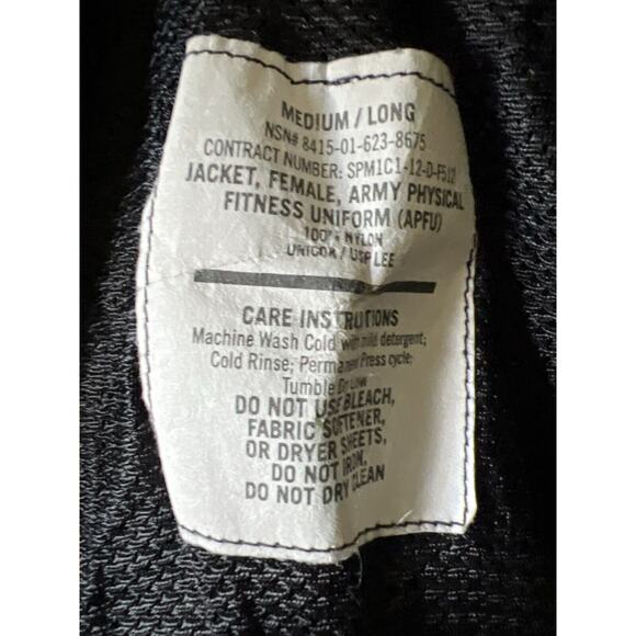 US Military Issue Army Physical Fitness Uniform APFU Jacket Medium Long - Picture 3 of 4